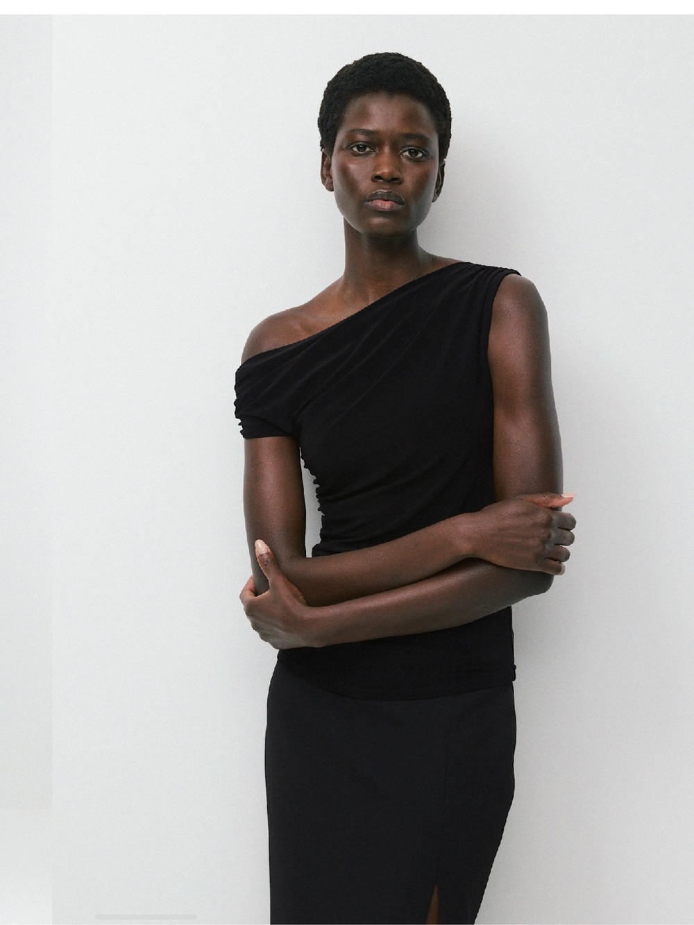 NWT Aritzia Babaton Smooth Matter™ Gallery Top